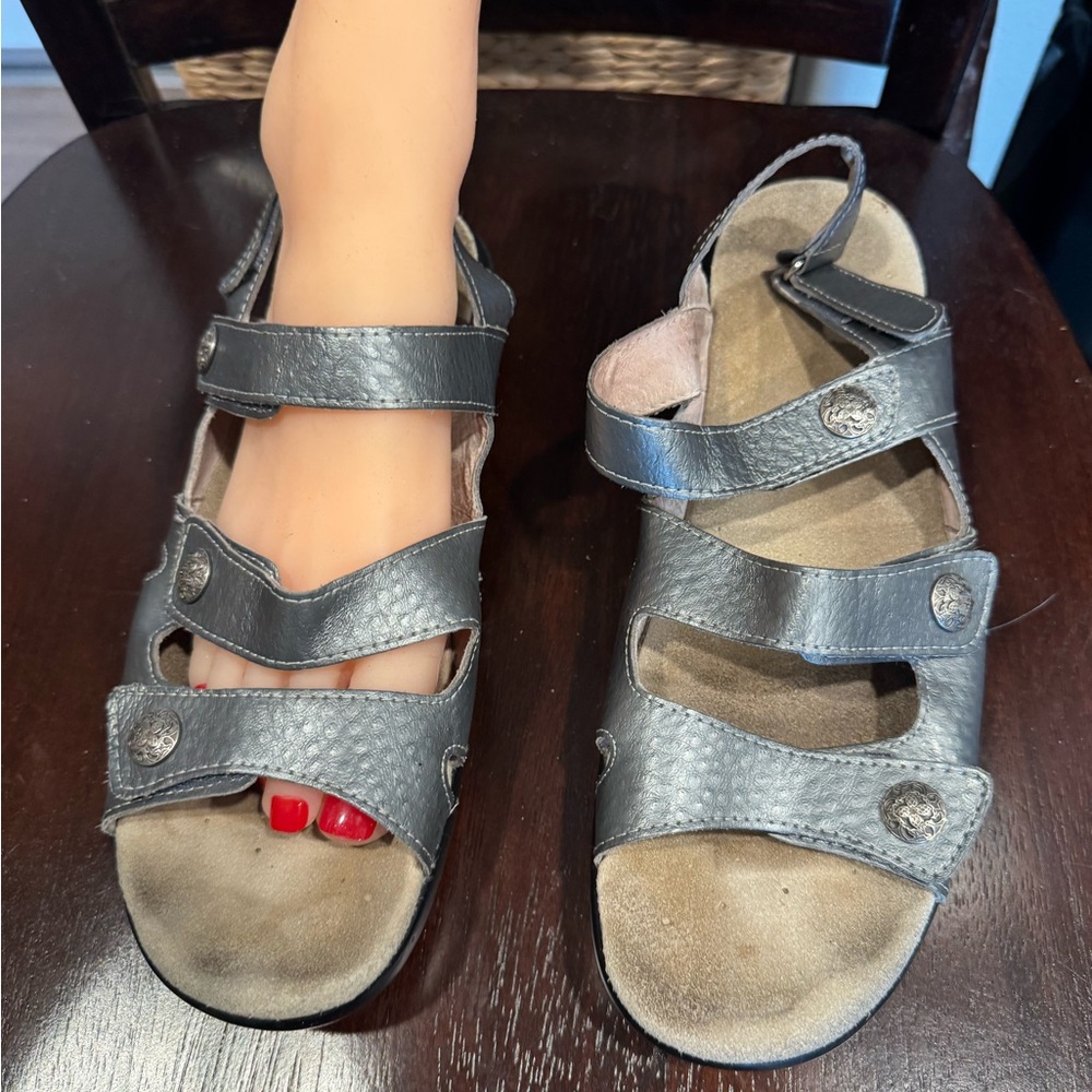 Propet Women's Metallic Gray Sandals